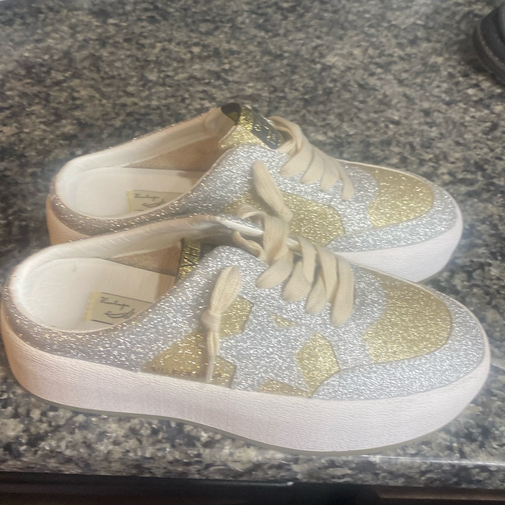 Vintage Havana val 3 Slip-On Sneakers, Silver/Gold, Women's 7.5